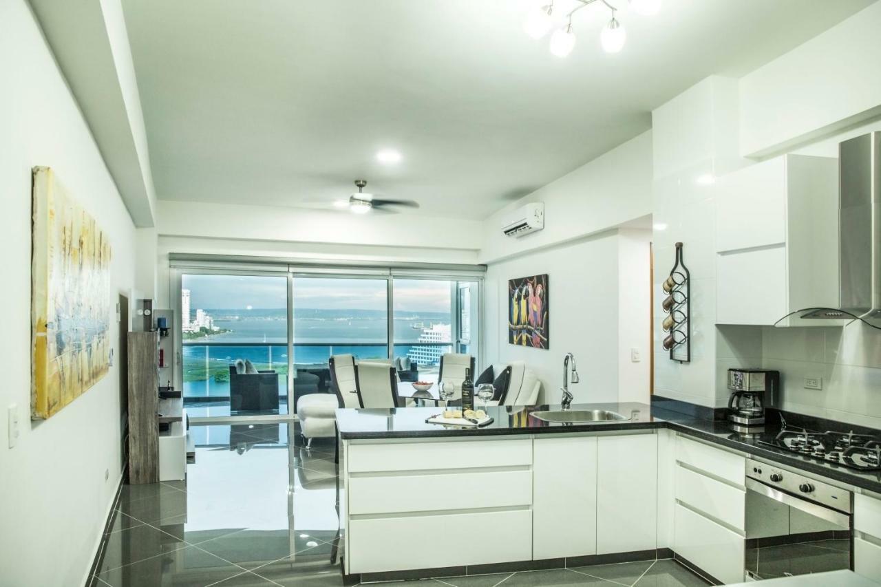 Poseidon Apartment *