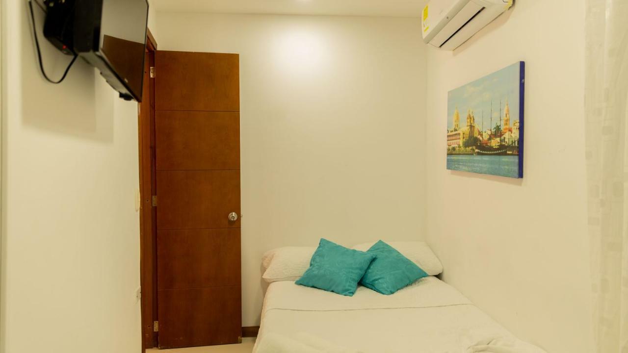 Poseidon Apartment *